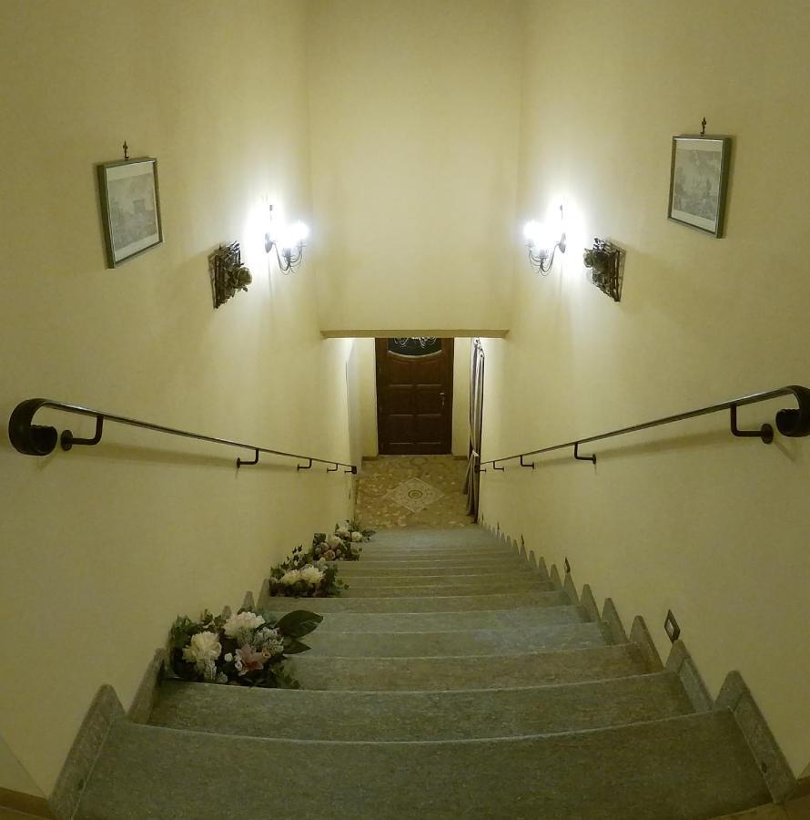 Agriturismo Locanda Dei Cacciatori Dogliani Εξωτερικό φωτογραφία